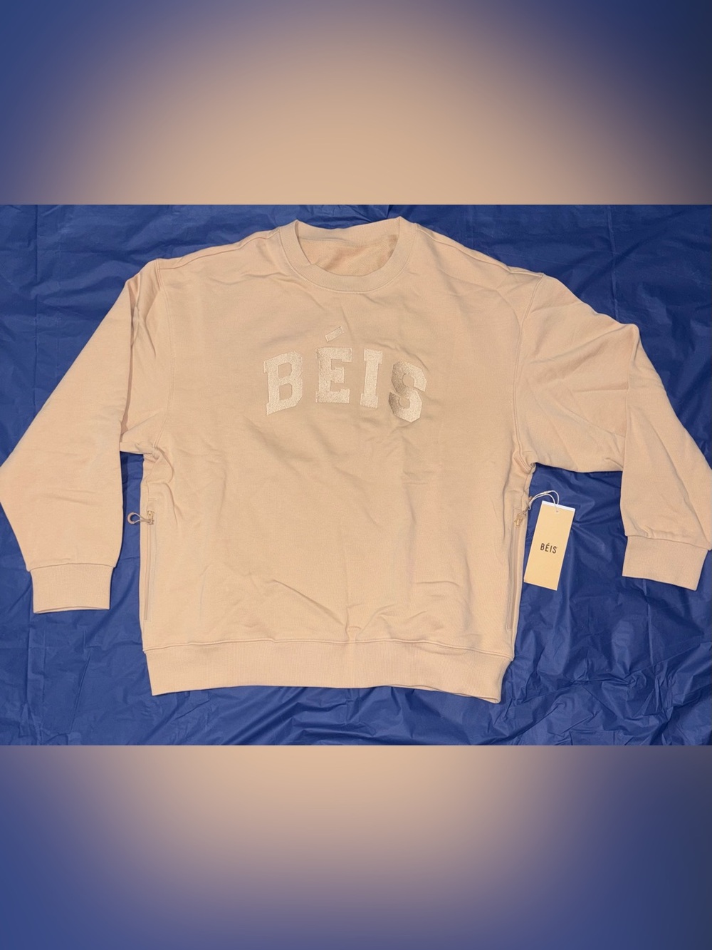 BEIS Sweatshirt in Beige
